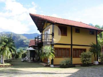 Casa à venda em Itaipava, Petrópolis - RJ