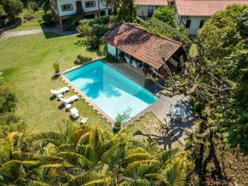 Casa à venda em Itaipava, Petrópolis - RJ