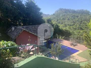 Casa à venda em Araras, Petrópolis - RJ