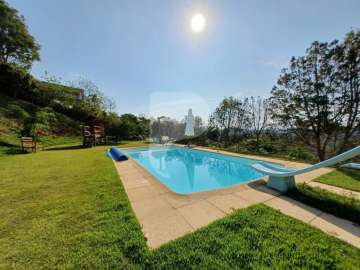 Casa à venda em Itaipava, Petrópolis - RJ