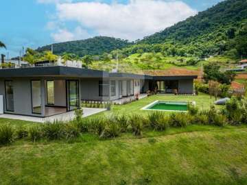 Casa à venda em Secretário, Petrópolis - RJ
