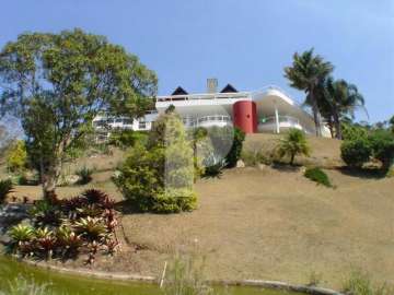 Casa à venda em Itaipava, Petrópolis - RJ