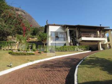 Casa à venda em Samambaia, Petrópolis - RJ