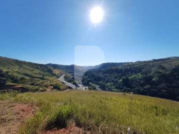 Terreno Comercial à venda em Centro, Areal - RJ