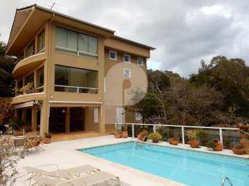 Casa à venda em Araras, Petrópolis - RJ