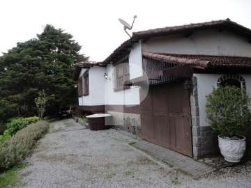 Casa à venda em Quitandinha, Petrópolis - RJ