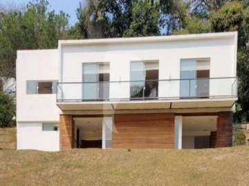 Casa à venda em Nogueira, Petrópolis - RJ