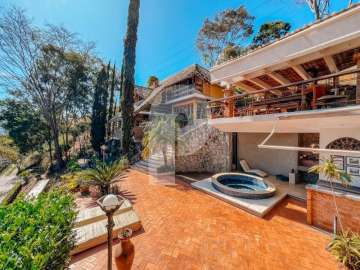 Casa à venda em Bonsucesso, Petrópolis - RJ