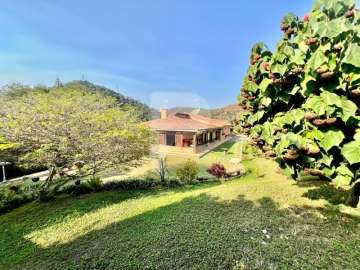 Casa à venda em Bonsucesso, Petrópolis - RJ