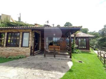 Casa à venda em Itaipava, Petrópolis - RJ