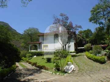 Casa para alugar em Fazenda Inglesa, Petrópolis - RJ
