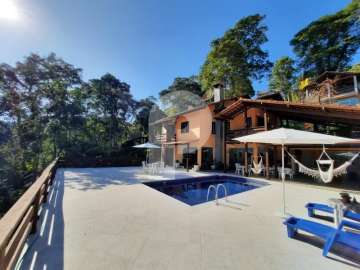 Casa à venda em Itaipava, Petrópolis - RJ