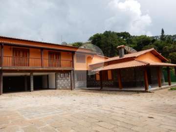 Casa à venda em Itaipava, Petrópolis - RJ