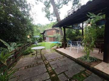 Casa à venda em Itaipava, Petrópolis - RJ