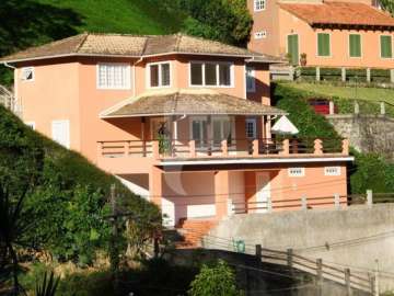 Casa à venda em Itaipava, Petrópolis - RJ
