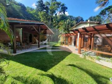 Casa à venda em Corrêas, Petrópolis - RJ