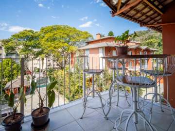 Cobertura à venda em Itaipava, Petrópolis - RJ