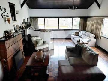 Casa à venda em Castelânea, Petrópolis - RJ