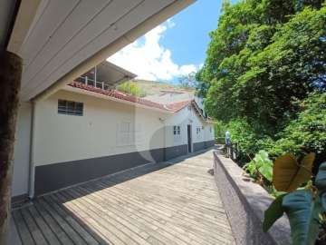 Casa à venda em Itaipava, Petrópolis - RJ