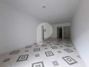 Apartamento à venda em Itaipava, Petrópolis - RJ