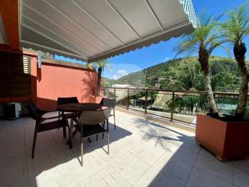Apartamento à venda em Itaipava, Petrópolis - RJ