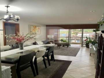Apartamento à venda em Valparaíso, Petrópolis - RJ