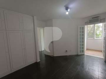 Apartamento à venda em Itaipava, Petrópolis - RJ