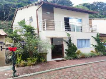 Casa à venda em Fazenda Inglesa, Petrópolis - RJ
