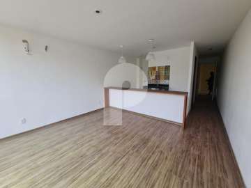 Apartamento à venda em Itaipava, Petrópolis - RJ
