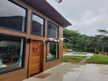 Casa à venda em Itaipava, Petrópolis - RJ