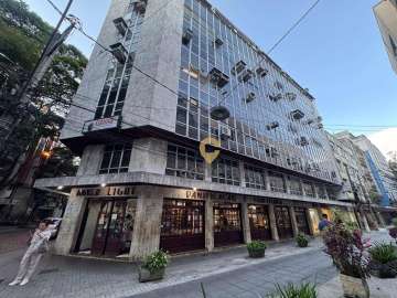 Sala para alugar em Centro, Nova Friburgo - RJ