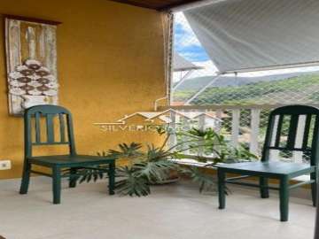 Apartamento à venda em Itaipava, Petrópolis - RJ