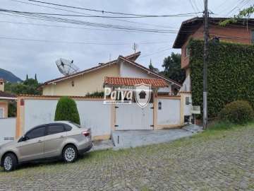 Casa à venda em Iucas, Teresópolis - RJ