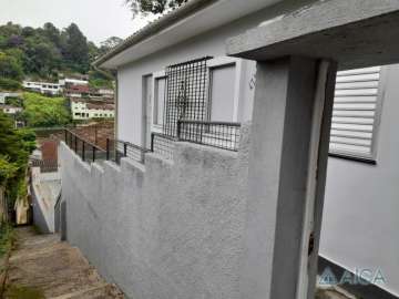 Casa à venda em Valparaíso, Petrópolis - RJ