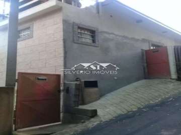 Casa à venda em Samambaia, Petrópolis - RJ