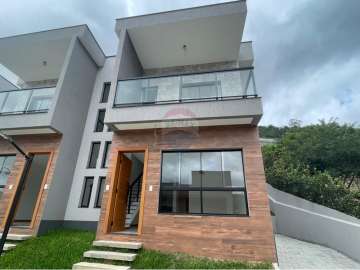 Casa à venda em Golfe, Teresópolis - RJ