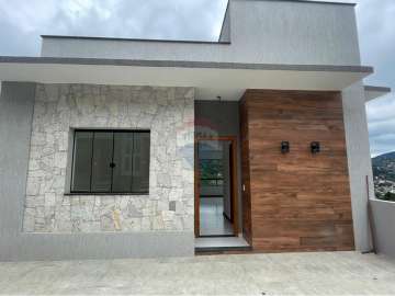 Casa à venda em Golfe, Teresópolis - RJ