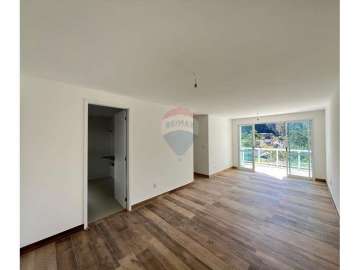 Apartamento à venda em Pimenteiras, Teresópolis - RJ