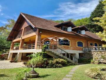 Casa à venda em Itaipava, Petrópolis - RJ