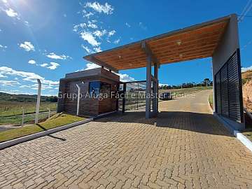 Terreno Residencial à venda em BR-040, Juiz de Fora - MG