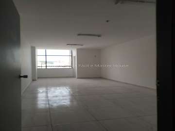 Sala para alugar em Centro, Juiz de Fora - MG