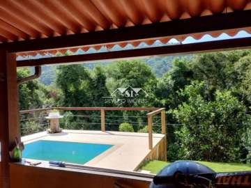 Fazenda / Sítio à venda em Araras, Petrópolis - RJ