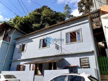 Casa à venda em Itamarati, Petrópolis - RJ