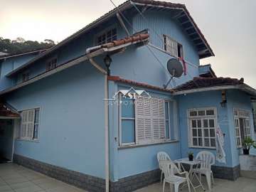Casa à venda em Castelânea, Petrópolis - RJ