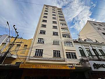 Apartamento à venda em Centro, Juiz de Fora - MG
