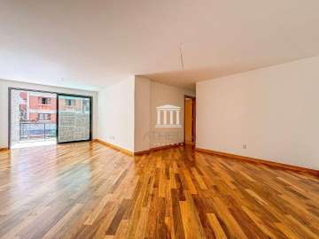 Apartamento à venda em Agriões, Teresópolis - RJ