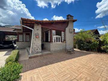 Casa à venda em Jardim Cascata, Teresópolis - RJ