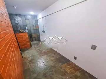 Sala à venda em Centro, Petrópolis - RJ
