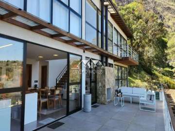 Casa à venda em Itaipava, Petrópolis - RJ