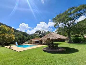 Casa à venda em Itaipava, Petrópolis - RJ